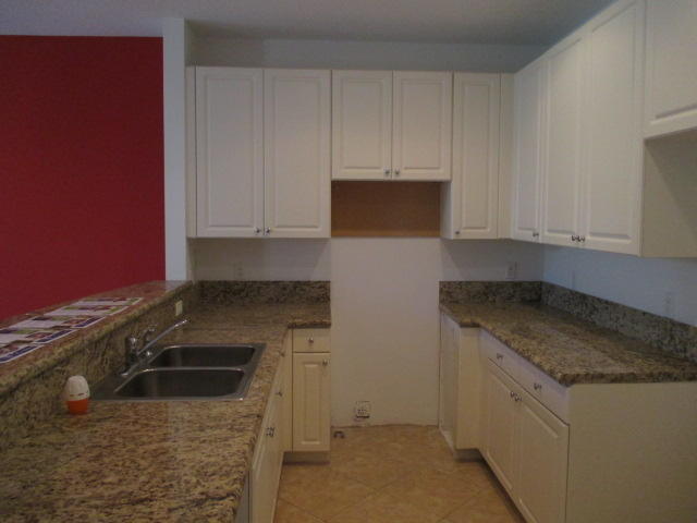 1365 Piazza Pitti Boynton Beach, FL 33426 - Photo 5 of 18 IMG_2883