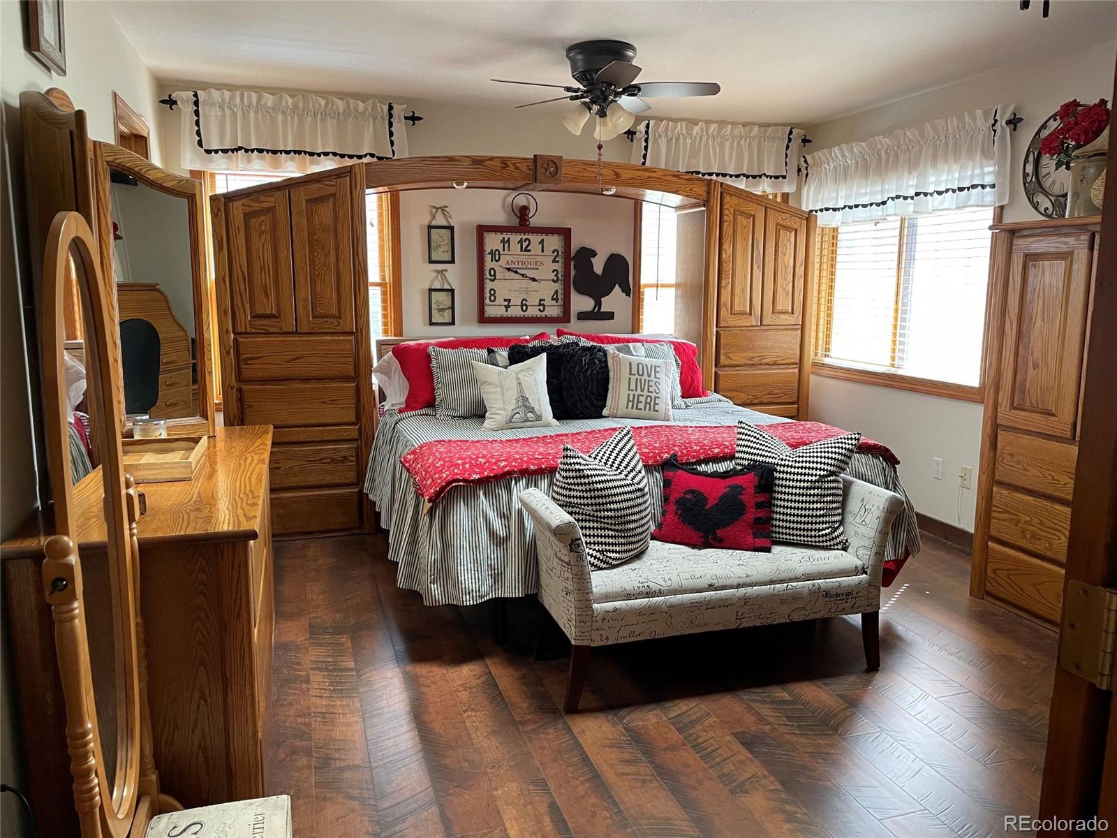 288 Spring Valley Bailey, CO 80421 - Photo 14 of 40