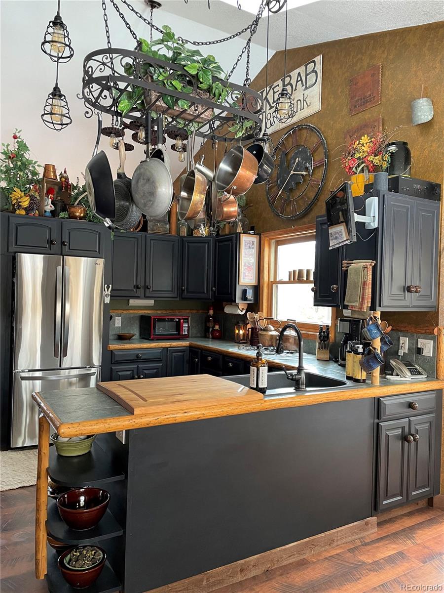 288 Spring Valley Bailey, CO 80421 - Photo 6 of 40