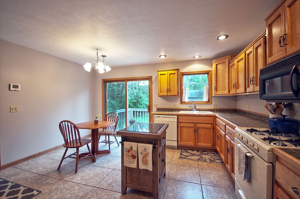 51950 Hazel Road Granger, IN 46530 - Photo 7 of 23 Gallery Image 7