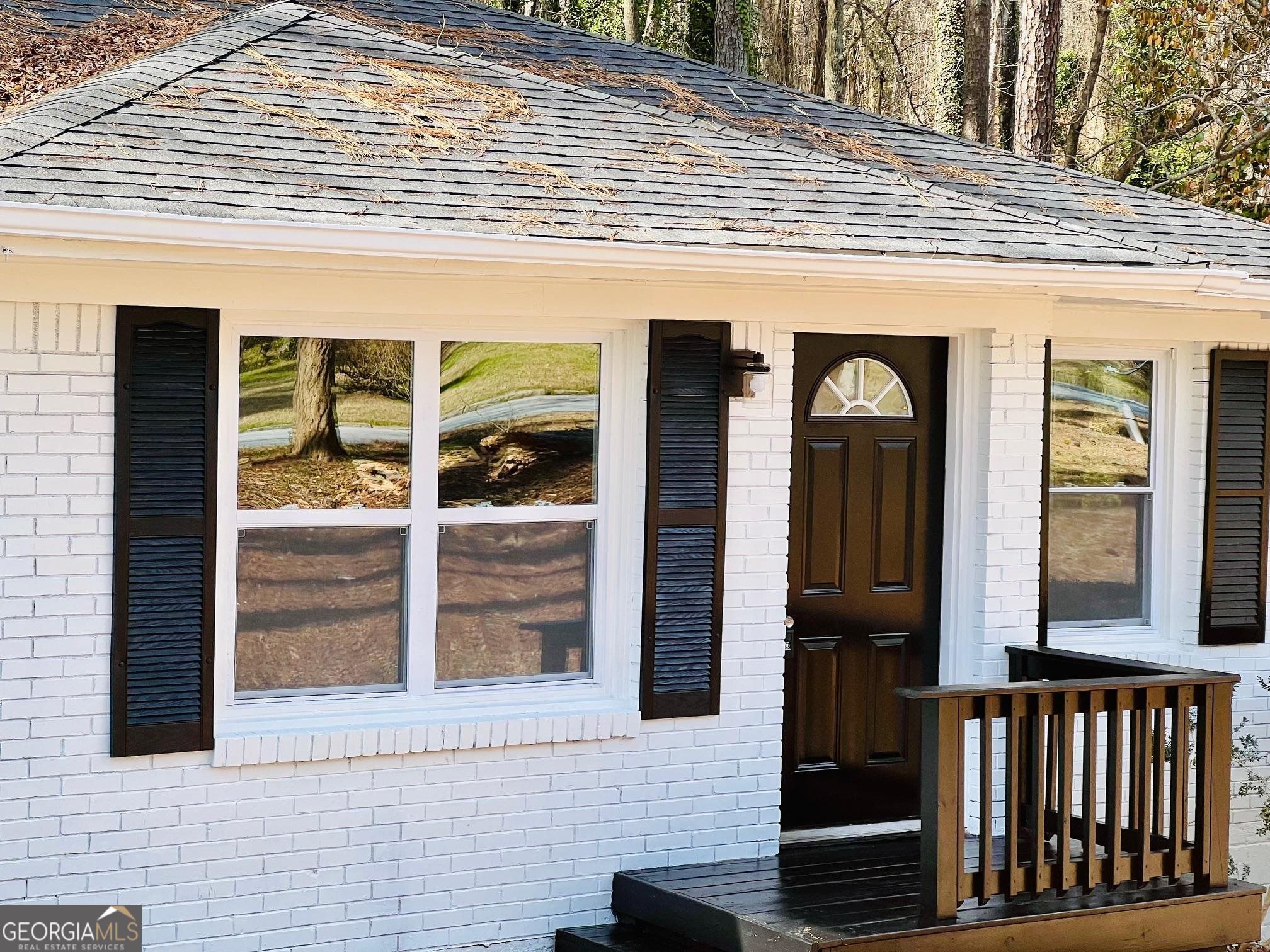 2535 Susan Ln Southwest