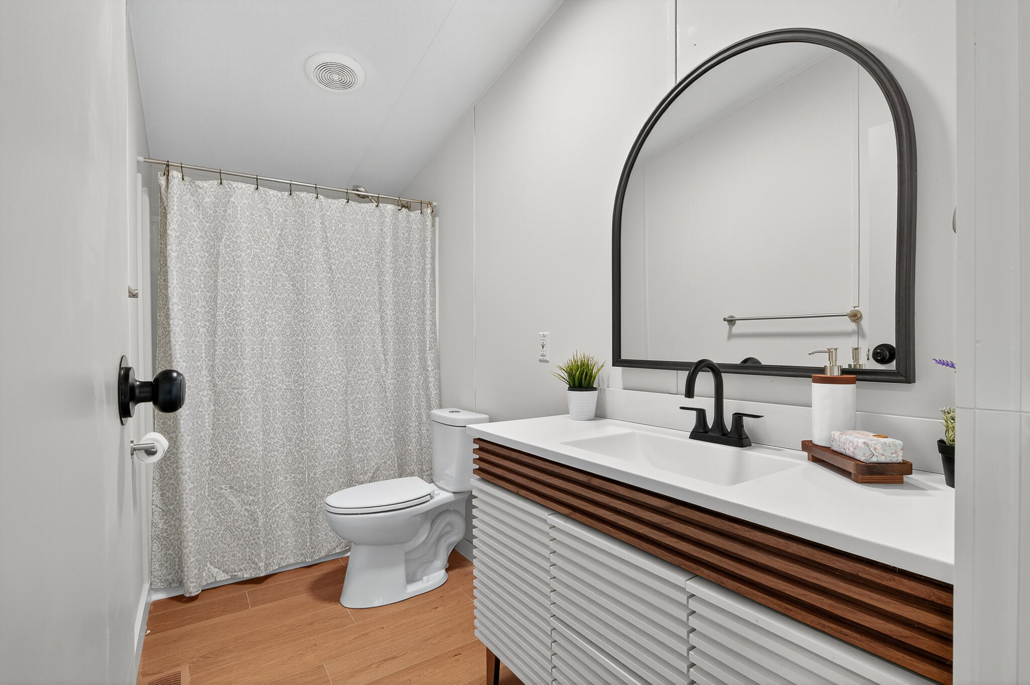 643 East Main Street Harleyville, SC 29448 - Photo 13 of 23 017_MOD_3269