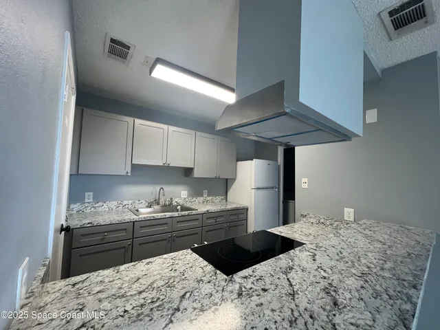 $164,900 | 225 South Tropical Trail, Unit 423, Merritt Island, FL 32952