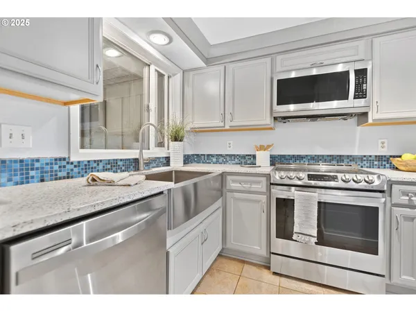 $282,000 | 223 Trailside Loop, Eugene, OR 97405