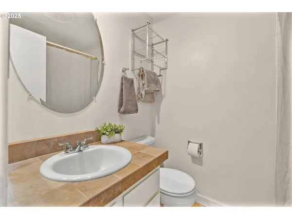 $282,000 | 223 Trailside Loop, Eugene, OR 97405