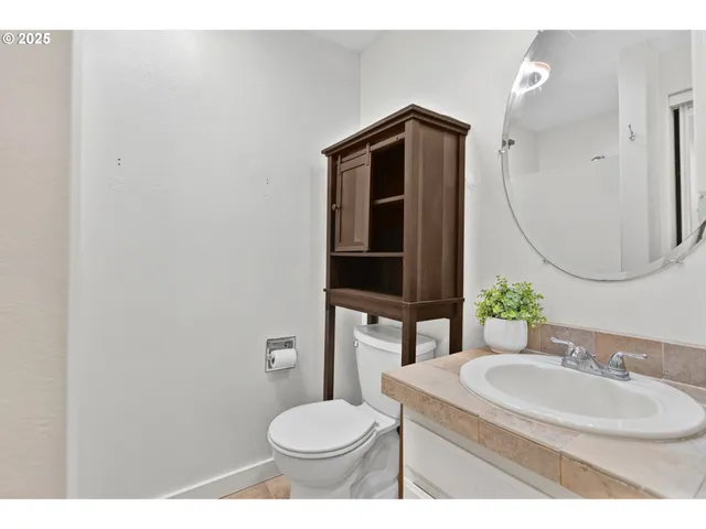 $295,000 | 223 Trailside Loop, Eugene, OR 97405