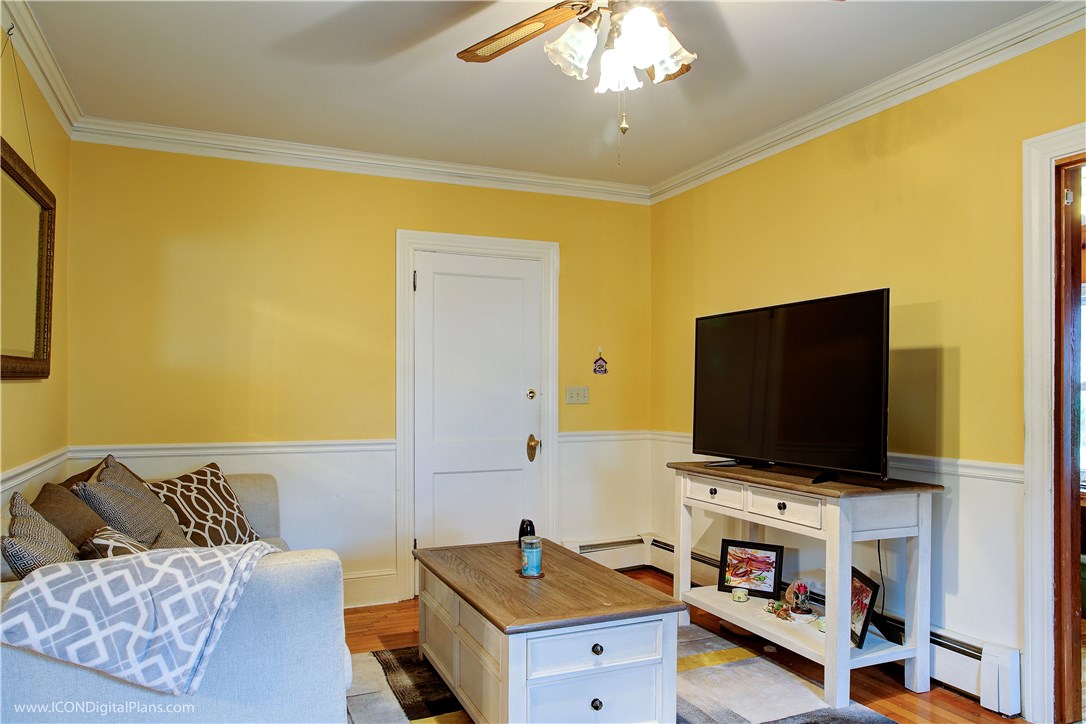 16 Cherry Street Warren, RI 02885 - Photo 8 of 49 Gallery Image 8