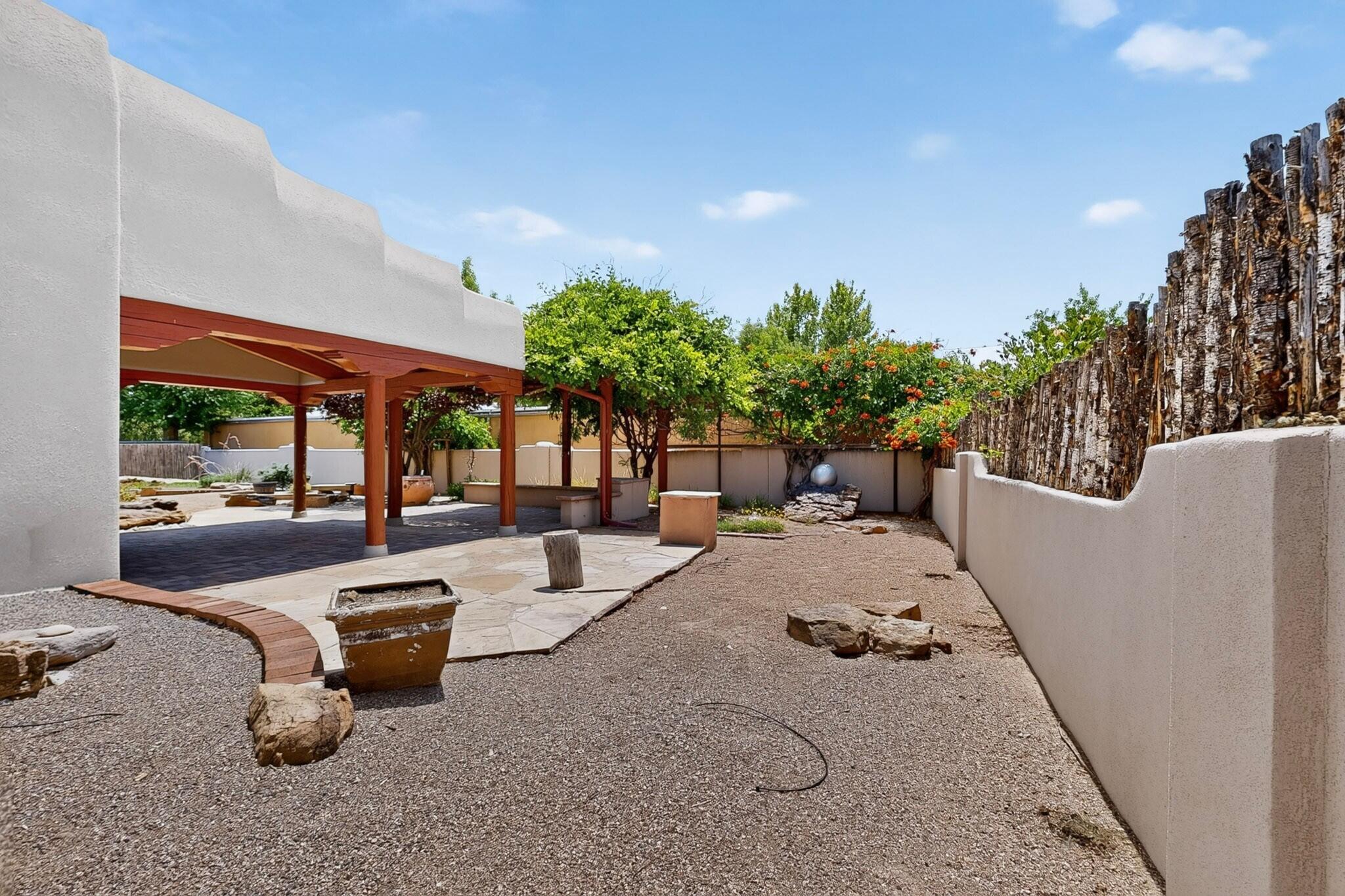 2604 Rincon Del Rio Court Northwest Albuquerque, NM 87107 - Photo 36 of 47 Gallery Image 36