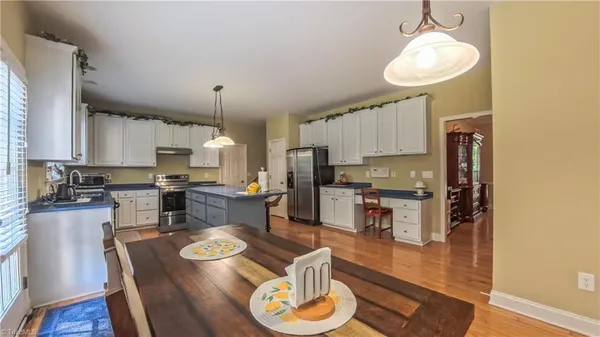 $579,500 | 3023 Maple Branch Drive, High Point, NC 27265