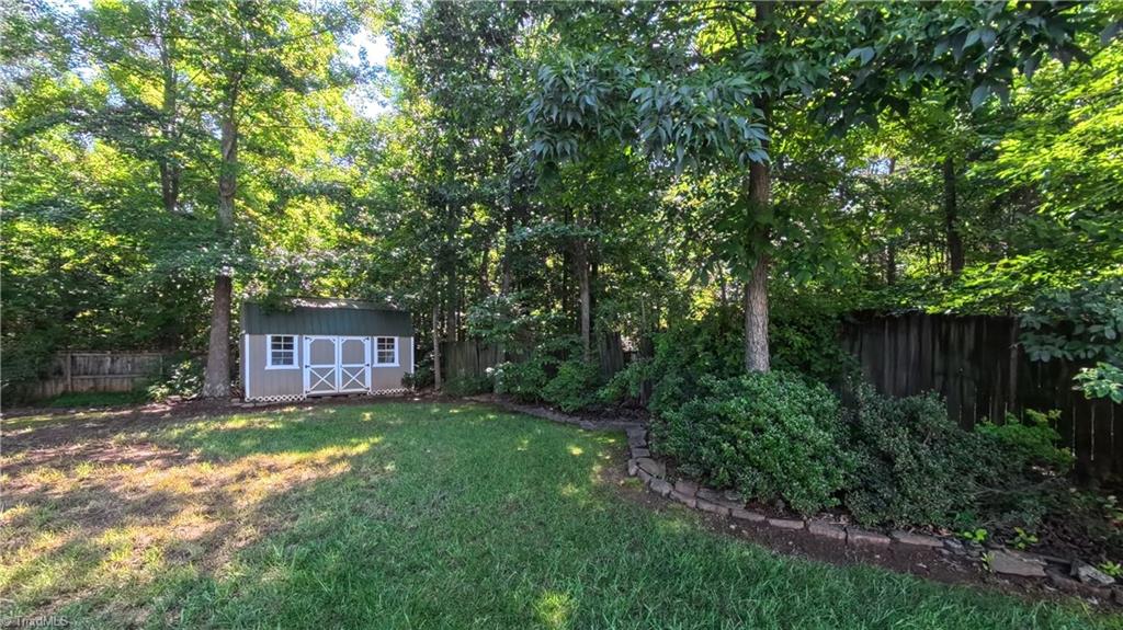 3023 Maple Branch Drive High Point, NC 27265 - Photo 3 of 37