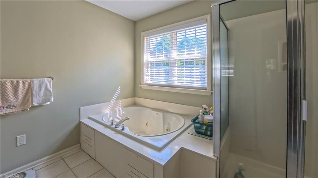 3023 Maple Branch Drive High Point, NC 27265 - Photo 35 of 37