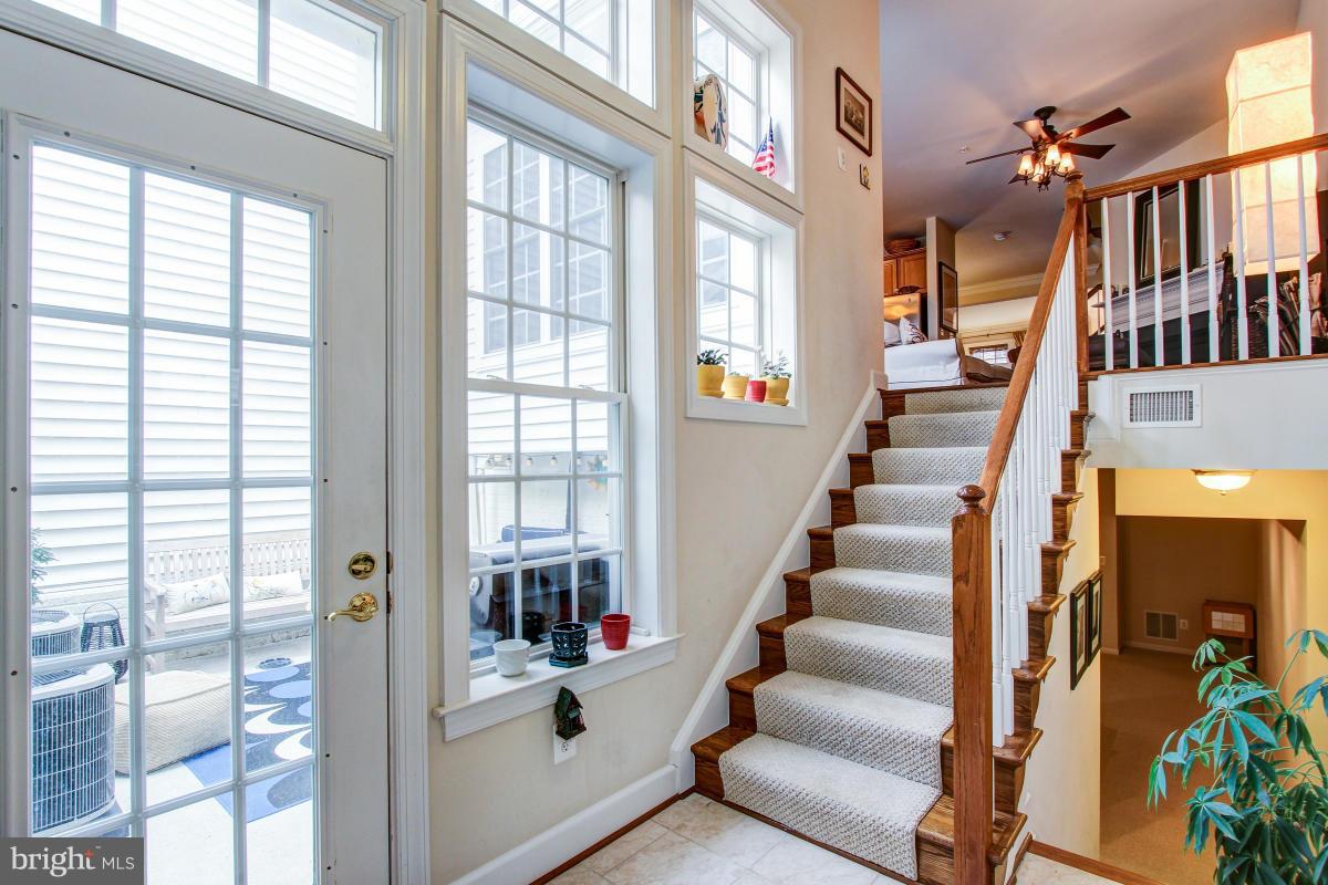 725 Ridgemont Avenue Rockville, MD 20850 - Photo 13 of 29 Breezeway