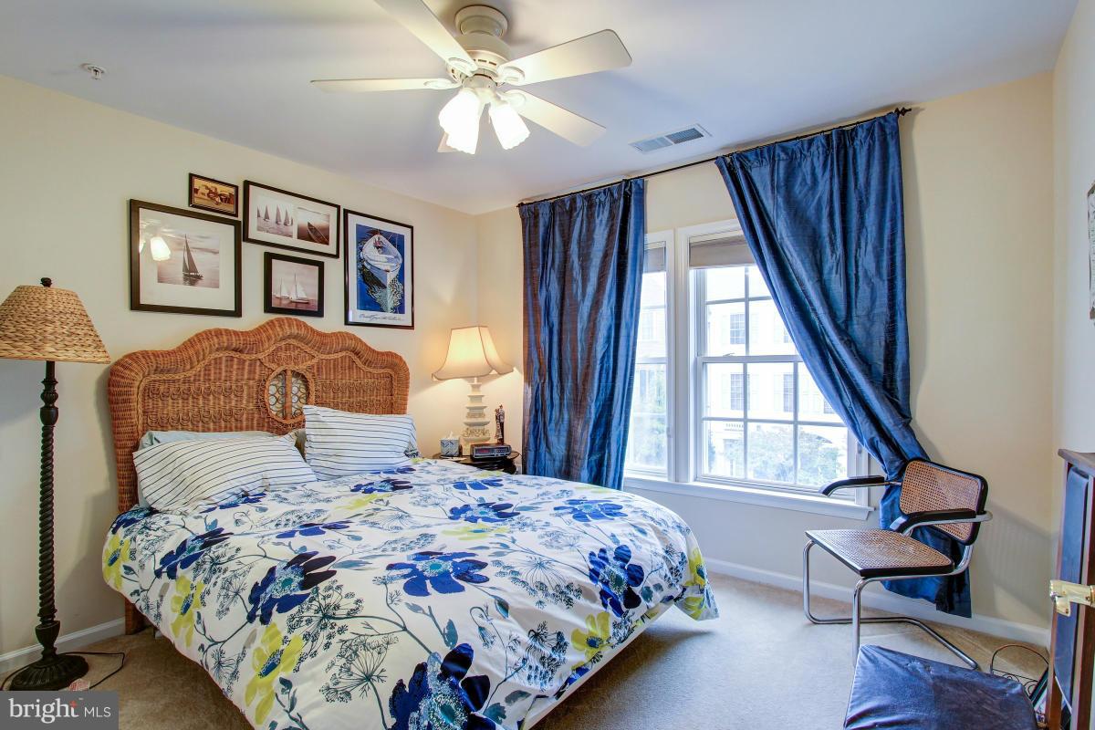 725 Ridgemont Avenue Rockville, MD 20850 - Photo 17 of 29 Bedroom