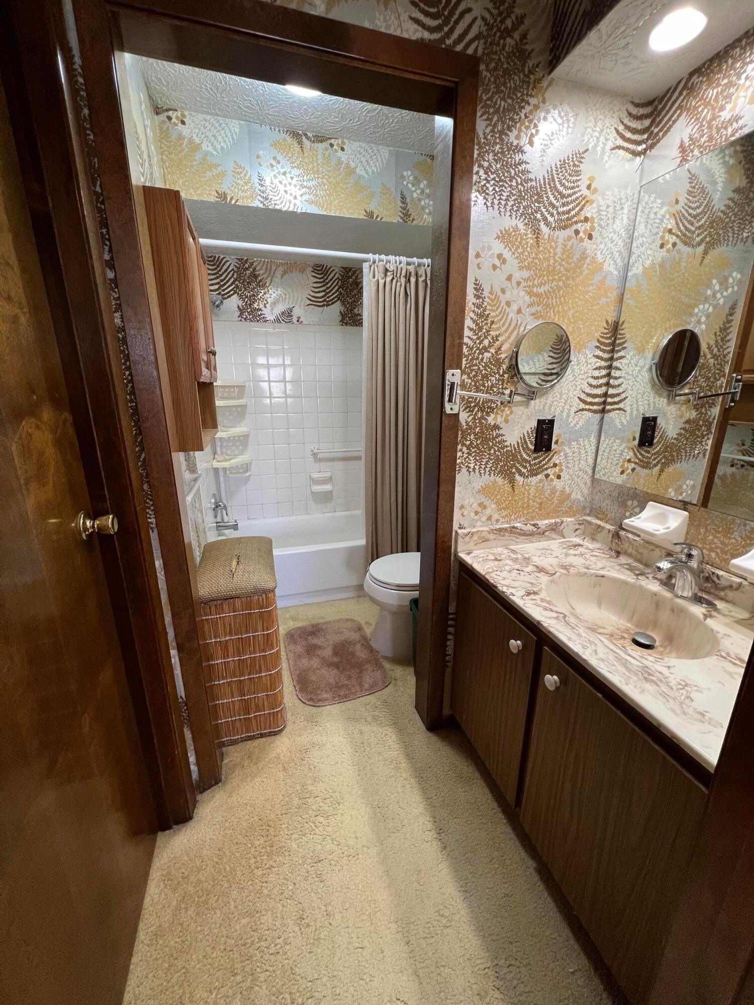 805 Riva Ridge Boulevard Columbus, OH 43230 - Photo 21 of 33 IMG_1844