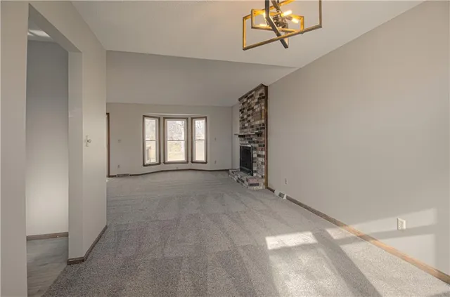 $350,000 | 24475 West 83rd Street, Lenexa, KS 66227