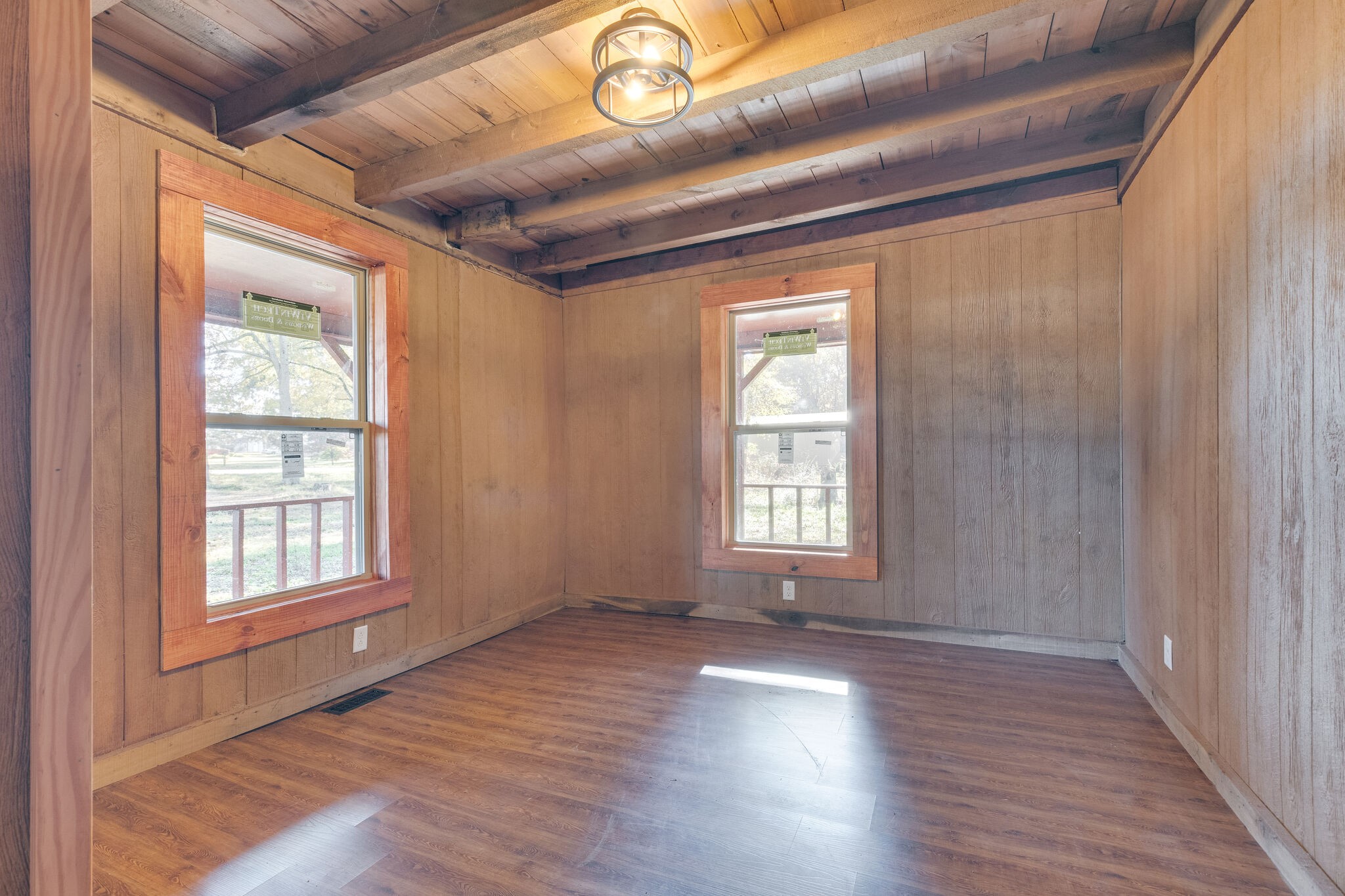 409 Elora Road Elora, TN 37328 - Photo 17 of 25 a view of empty room with wooden floor and fan