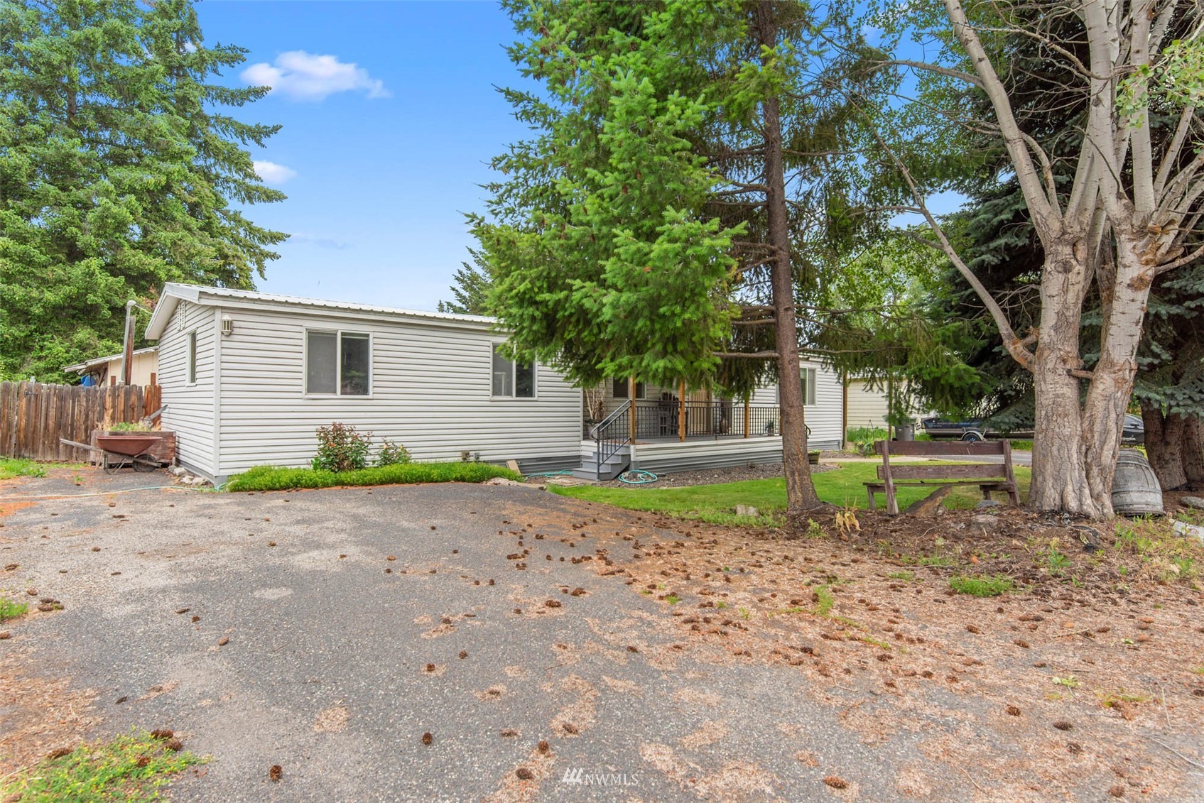 8296 Riverview Road Peshastin, WA 98847 - Photo 7 of 35 Gallery Image 7