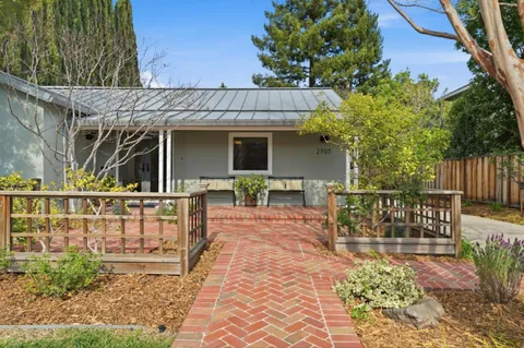 $3,898,000 | 2703 South Court, Palo Alto, CA 94306