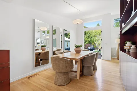 $3,898,000 | 2703 South Court, Palo Alto, CA 94306