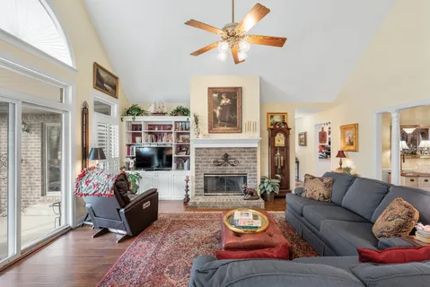 $724,900 | 322 Creekwood Court, Gallatin, TN 37066