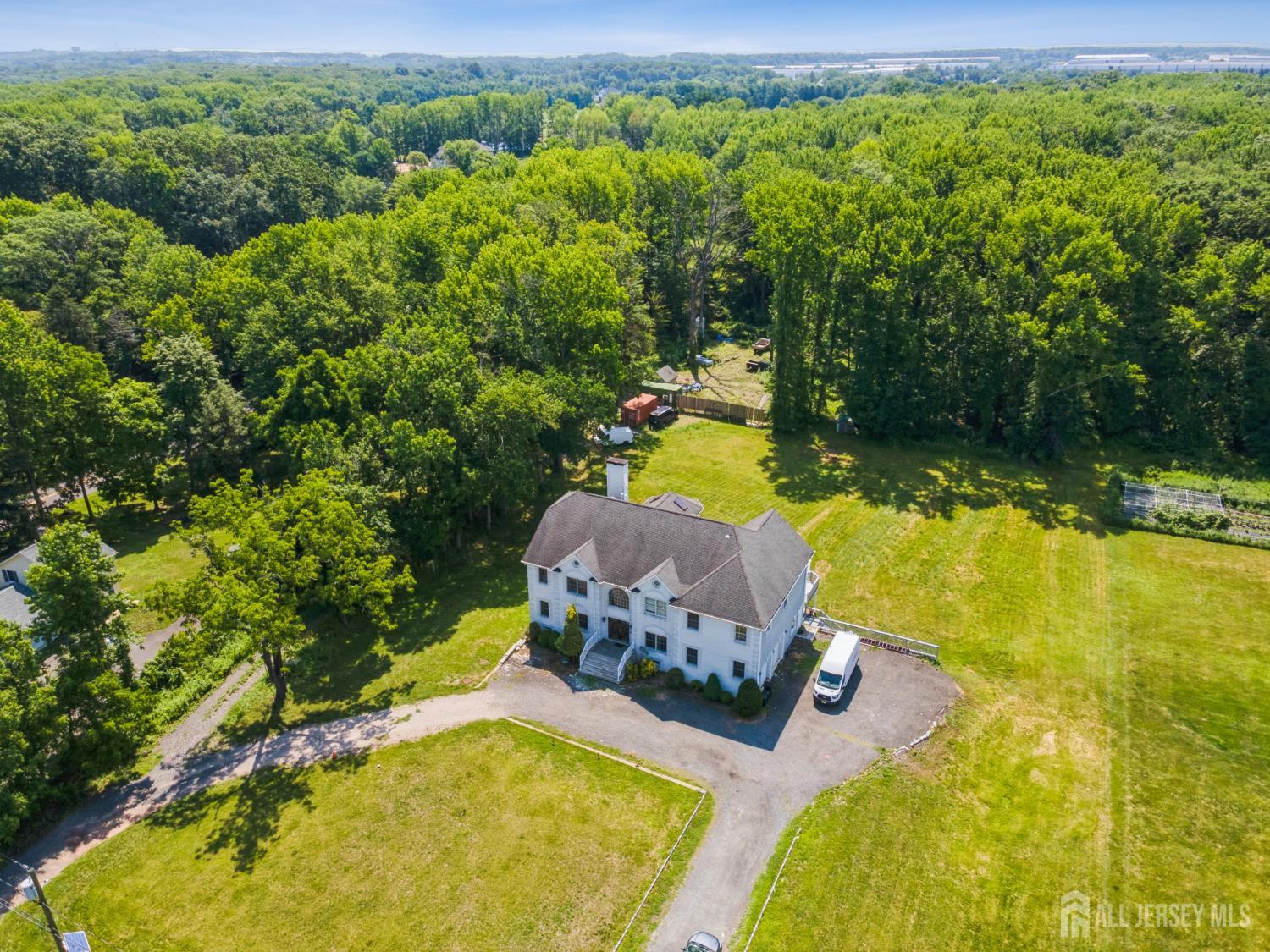 266 Fresh Ponds Road Monroe Township, NJ 08831 - Photo 3 of 34