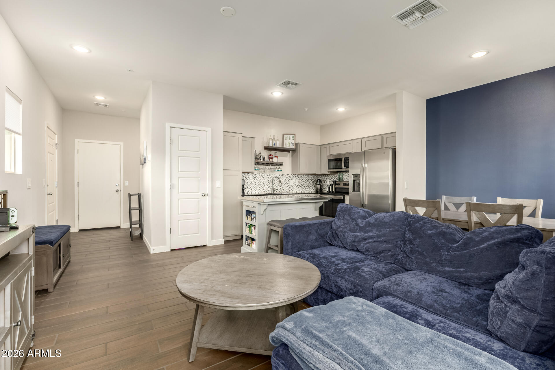 8262 North 22nd Drive Phoenix, AZ 85021 - Photo 6 of 43 06-22nd