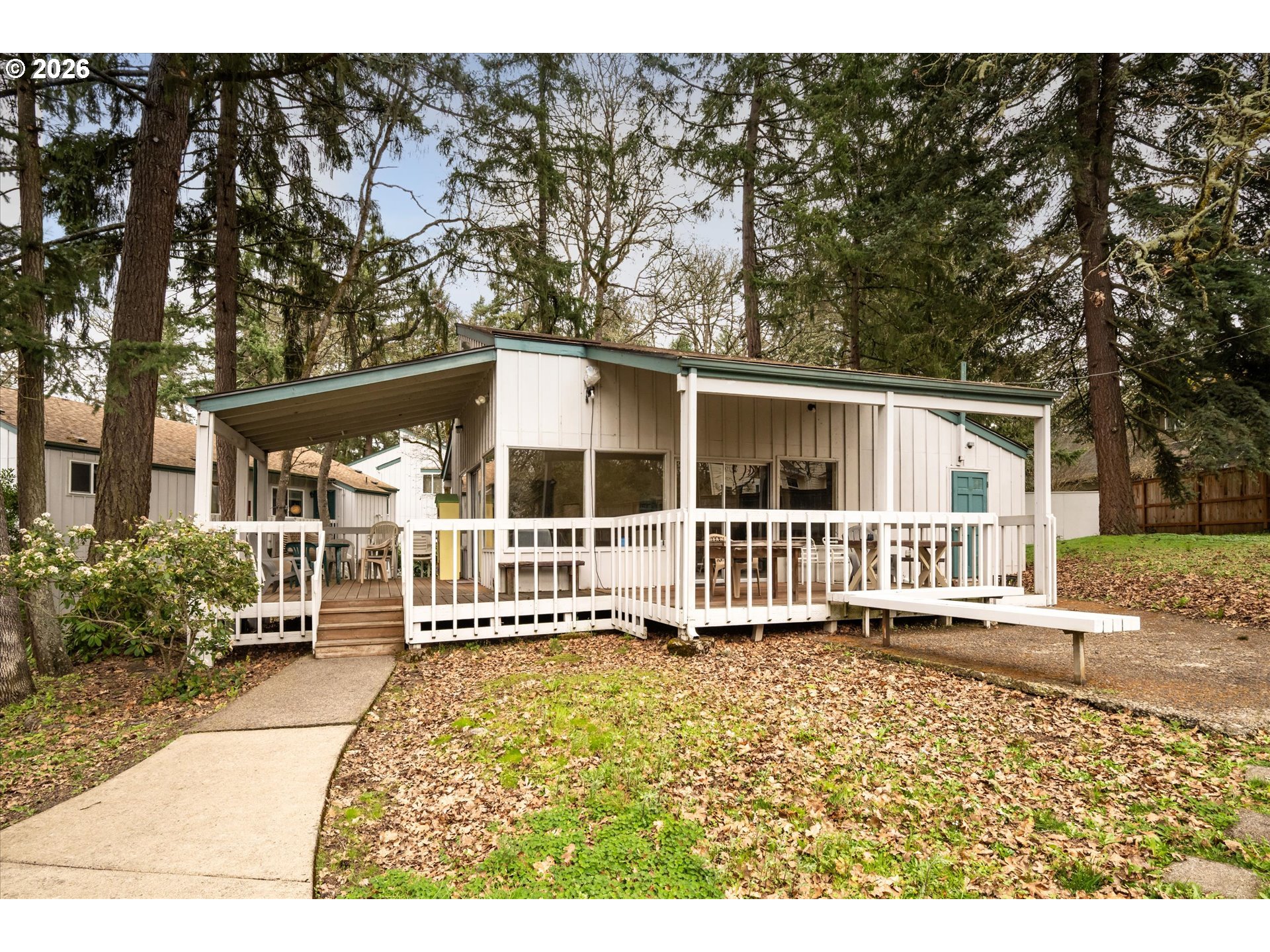 2145 Hawkins Lane Eugene, OR 97405 - Photo 36 of 38 a house view with a garden space