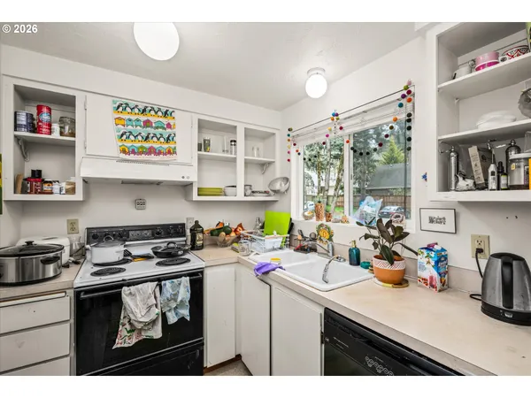 $220,000 | 2145 Hawkins Lane, Eugene, OR 97405