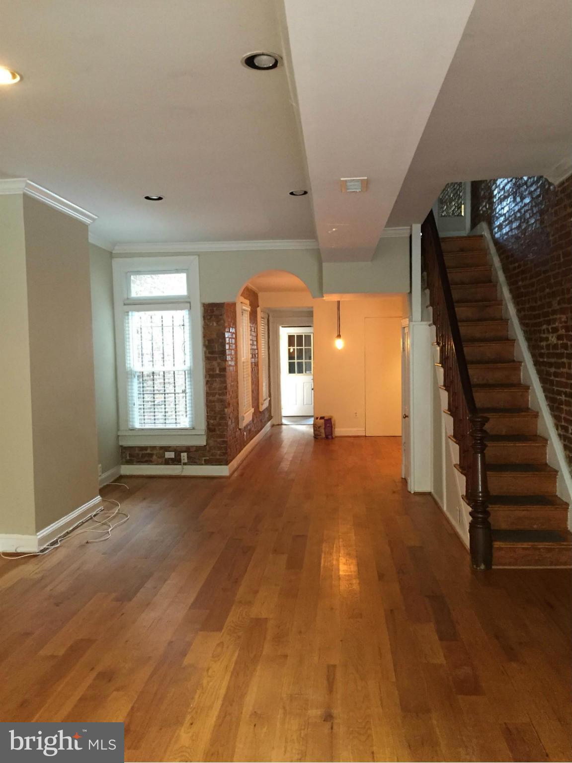 448 R Street Northwest Washington, DC 20001 - Photo 4 of 7 Living & Dining Room
