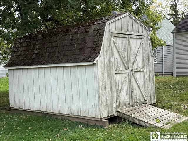 $179,900 | 6 Taft Place, Dunkirk, NY 14048