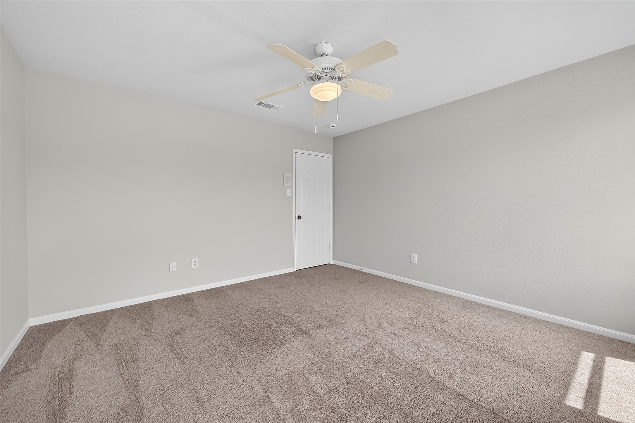 1302 Cross Draw Drive Houston, TX 77067 - Photo 21 of 35 a view of an empty room