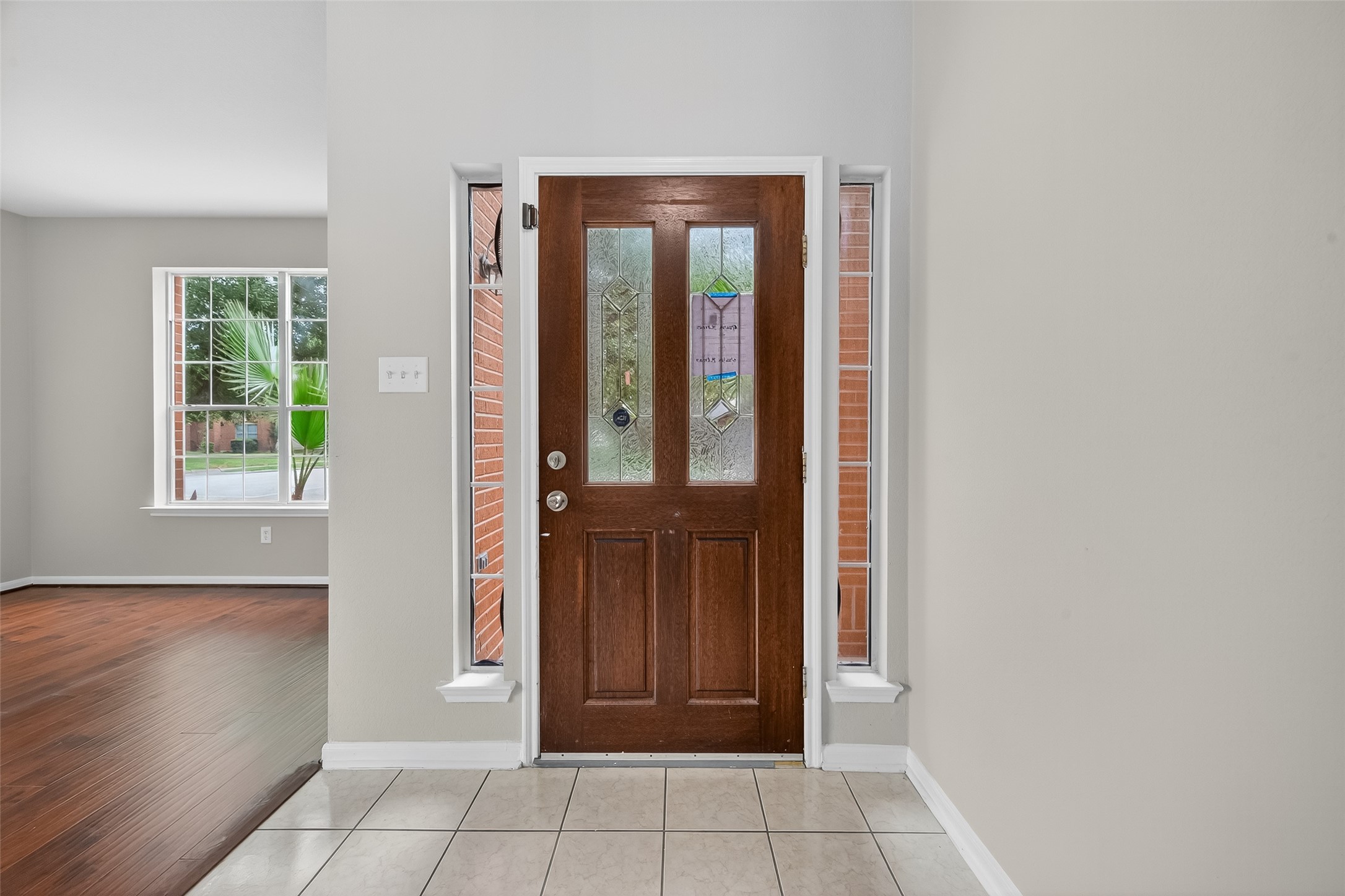 1302 Cross Draw Drive Houston, TX 77067 - Photo 3 of 35