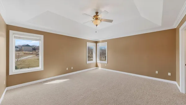 $664,900 | 4823 Scenic Oak Drive Southwest, Rochester, MN 55902