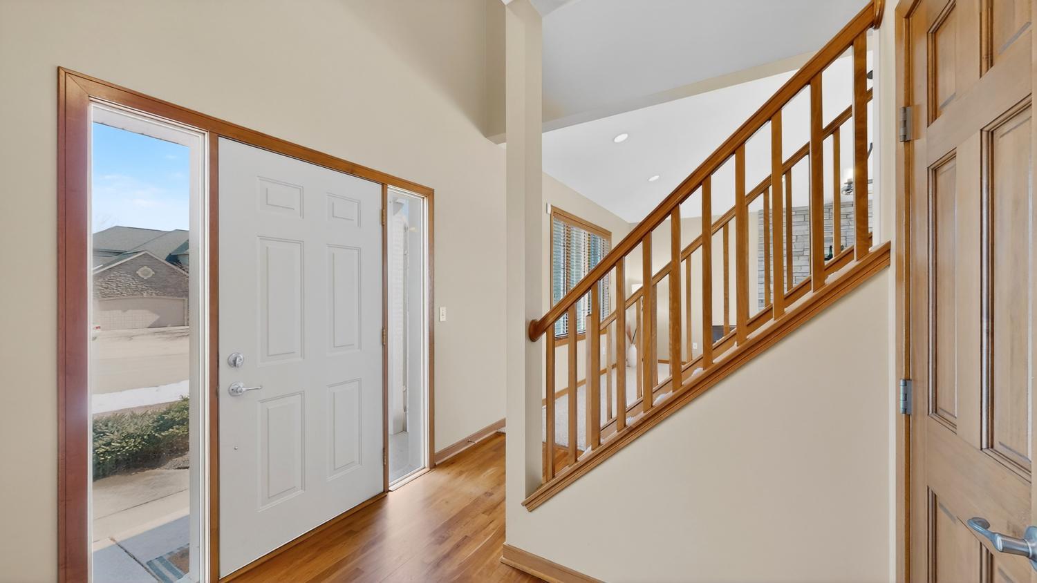 4823 Scenic Oak Drive Southwest Rochester, MN 55902 - Photo 4 of 62