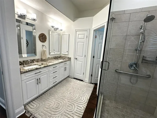 $4,000 | 1126 2nd Avenue South, Tierra Verde, FL 33715