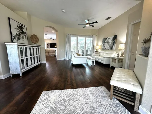 $4,000 | 1126 2nd Avenue South, Tierra Verde, FL 33715