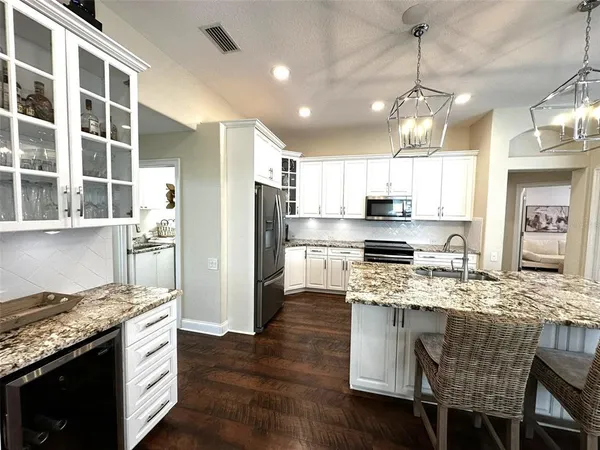 $4,000 | 1126 2nd Avenue South, Tierra Verde, FL 33715