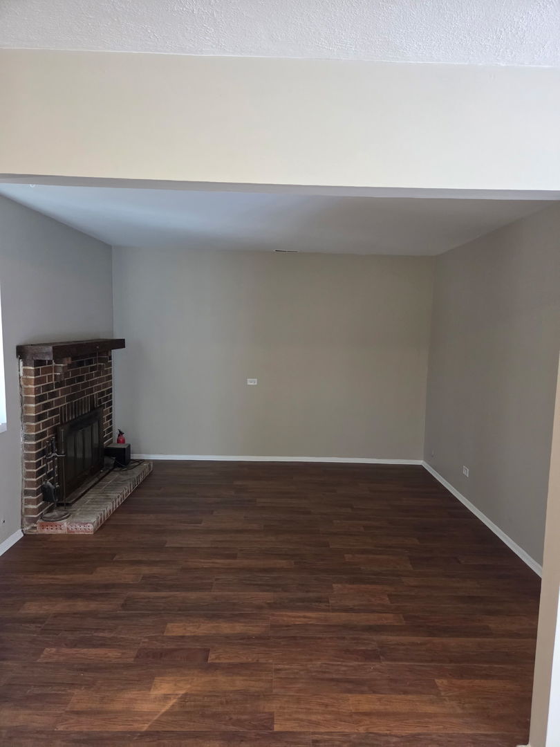 209 Mill Stream Drive Bolingbrook, IL 60440 - Photo 5 of 20