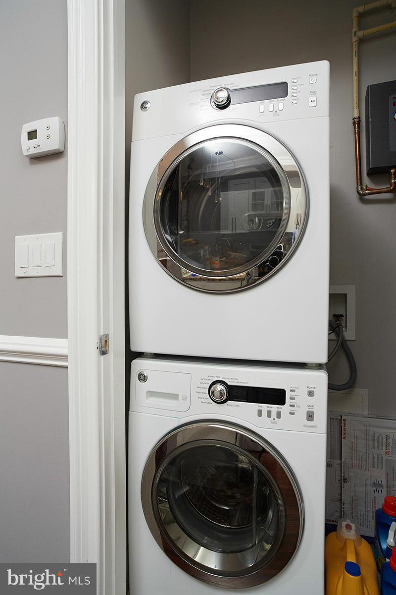 43 R Street Northwest, Unit 2 Washington, DC 20001 - Photo 12 of 30 Washer/Dryer