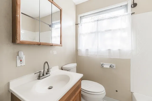 a bathroom with a bathtub