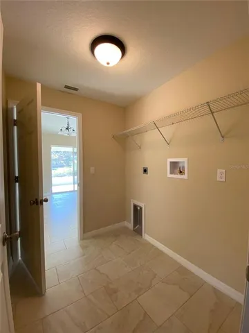 an empty room with a empty space