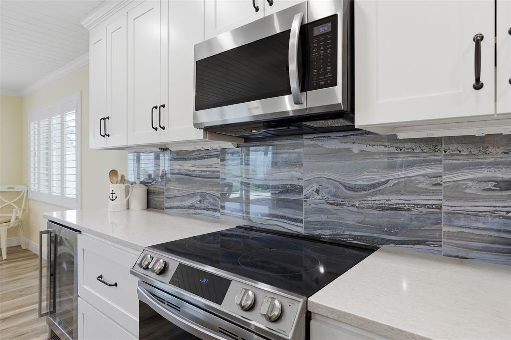 707 Beverly Road Venice, FL 34293 - Photo 8 of 59