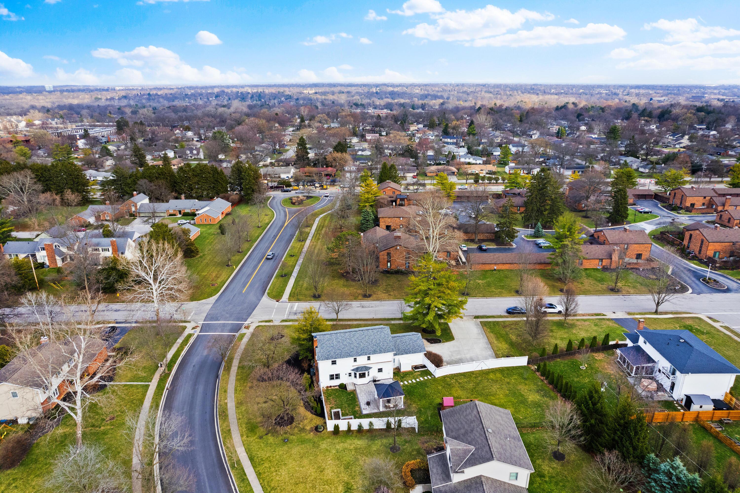 4305 Castleton Road Upper Arlington, OH 43220 - Photo 74 of 78 Drone