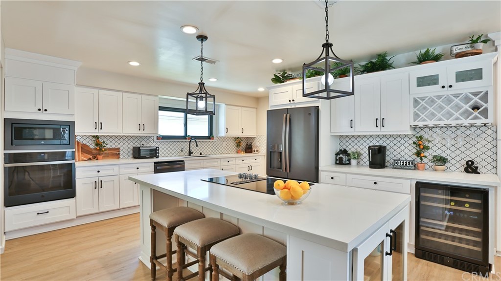 Gorgeously remodeled Kitchen