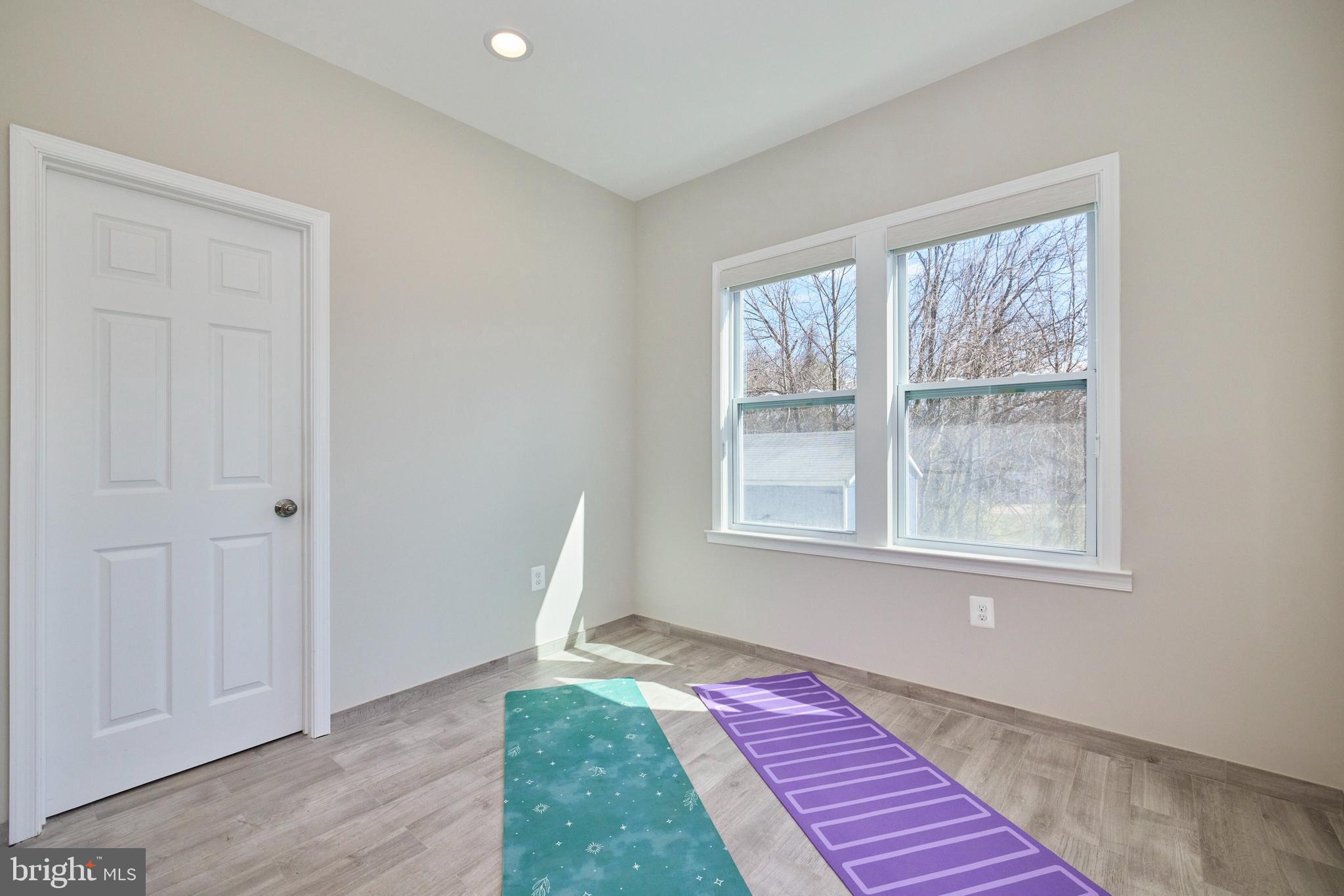 15531 Radwick Lane Silver Spring, MD 20906 - Photo 25 of 56 ...Or, perhaps a home office or den?