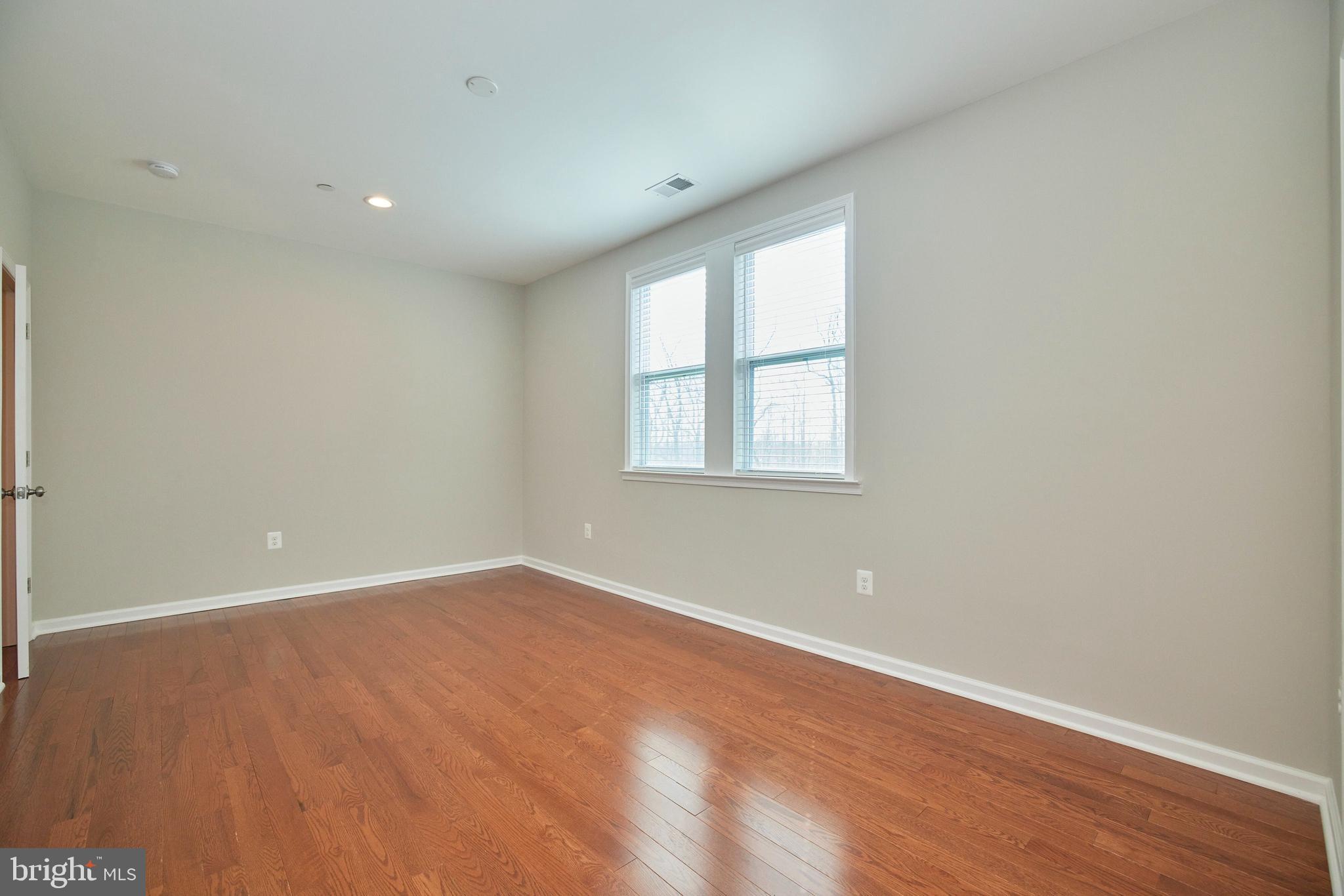 15531 Radwick Lane Silver Spring, MD 20906 - Photo 37 of 56 Gallery Image 37