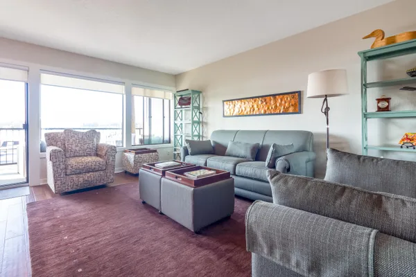 $485,000 | 64 Griffith Street, Unit 17, Saugatuck, MI 49453