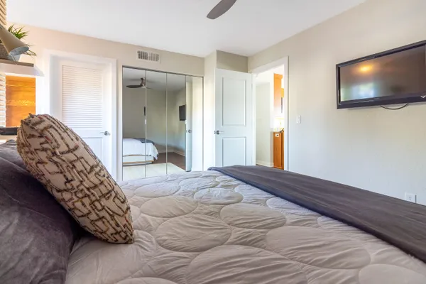 $485,000 | 64 Griffith Street, Unit 17, Saugatuck, MI 49453