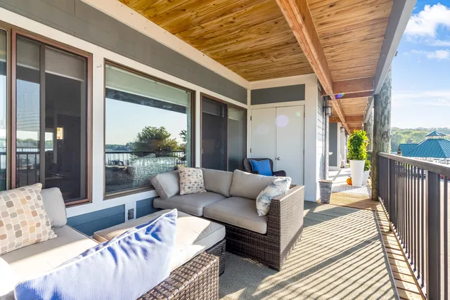 $485,000 | 64 Griffith Street, Unit 17, Saugatuck, MI 49453