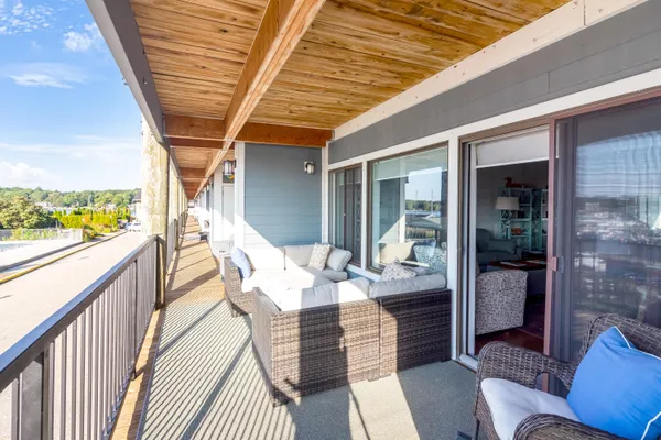 $485,000 | 64 Griffith Street, Unit 17, Saugatuck, MI 49453